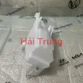 bình nước lau kính xe Hyundai Santafe 2021