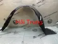 Chắn bùn lòng dè trước Kia Rio 2012-2017 868131W500.
