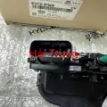 Ổ khoá ngậm cánh cửa Sorento