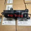 CÔNG TẮC PHANH TAY ĐIỆN TỬ HYUNDAI SANTAFE 2015-2021 933102W215FP 933102W315FP