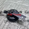 Còi xe Hyundai Hyundai Tucson 2009-2012 chính hãng 966103S500(2)