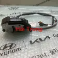 Khoá ngậm cửa lùa Kia Sedona 2014-2020 chính hãng 81410A9010 81420A9010.