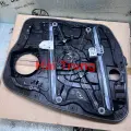 Compa lên xuống kính trước Hyundai Santafe 2013-2018 chính hãng 824712W010 824812W010