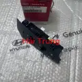 Công tắc lên xuống kính tổng Kia Forte 2008
