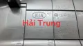 Táp pi cốp sau Kia Morning 2012-2019 chính hãng 817501Y010GAH(2)