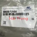 Bình nước rửa kính Hyundai Elantra 2015-2018 chính hãng