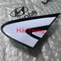 Ốp tam giác chân gương Hyundai Santafe