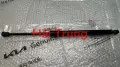 Ty chống cửa hậu Hyundai Tucson 2009-2014 chính hãng 817712S000 817812S000.
