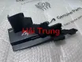 Tai bắt đèn pha Carens chính hãng