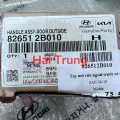 Tay mở cửa ngoài cửa trước Hyundai Santafe 2008-2011 chính hãng 826512B010