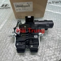 Khoá ngậm cốp sau Kia Sorento 2022, Tucson 2022 chính hãng 81800P2100(4)