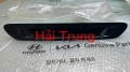 Tay mở cốp sau Kia Carnival 2020-2024 chính hãng 81820R0000(1)