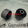 Cao su càng A to Hyundai Tucson 2009-2014 Hàn Quốc 545844H000(2)
