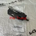 Tay cửa trong Hyundai santafe 2009