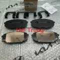 Má phanh trước Kia Forte 2007-2013 chính hãng 581011MA01.
