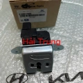 Khóa ngậm cốp sau Hyundai Stargazer 2022-2024 chính hãng 81800I7000.