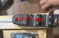 Công tắc lên xuống kính tổng Hyundai Santafe 2019-2024 93571S1201NNB