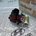 Trở quạt dàn lạnh Hyundai Santafe 2013-2018 chính hãng 253853Z000.