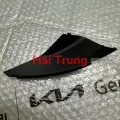 Ốp góc chân kính chắn gió Kia Seltos 2021-2024 chính hãng 86154Q6000 86153Q6000.  