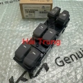 Công tắc nâng kính tổng Hyundai Sonata 2010 chính hãng 935703S000(3)