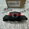 Công tắc mở cửa hậu Kia Cerato