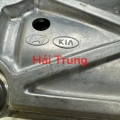 Trục cân bằng động cơ liền bơm dầu Hyundai Santafe 2006-2011 chính hãng 2330027430.