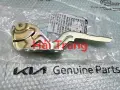 Bản lề capo Kia Seltos 2021-2024 chính hãng 66920Q6000 66910Q6000
