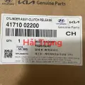 Tổng côn dưới Kia Soluto