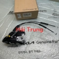Khoá ngậm cửa trước Kia Forte 2009-2013 chính hãng 813101M040 813201M040