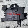 Đế bình ắc quy Hyundai I10 Grand 2014-2022 chính hãng 37150B4000.