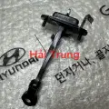 Hạn chế cửa sau Kia Cerato 2019-2023 chính hãng 77980M6000 77990M6000(1)