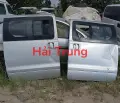 Cánh cửa sau Hyundai Starex.