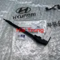 Cảm biến nhiệt độ dàn lạnh Hyundai Santafe 2008-2012 chính hãng 976143X000QQH(1)