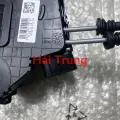 Khóa ngậm cửa Hyundai Tucson chính hãng