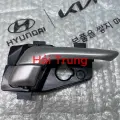 Tay mở cửa trong Kia Morning 2012-2020 cao cấp 826201Y000 826101Y000.