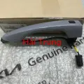 Tay mở cửa ngoài Kona