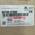 Chuột cửa hậu Kia Morning 2008-2011 chính hãng 9575007000.