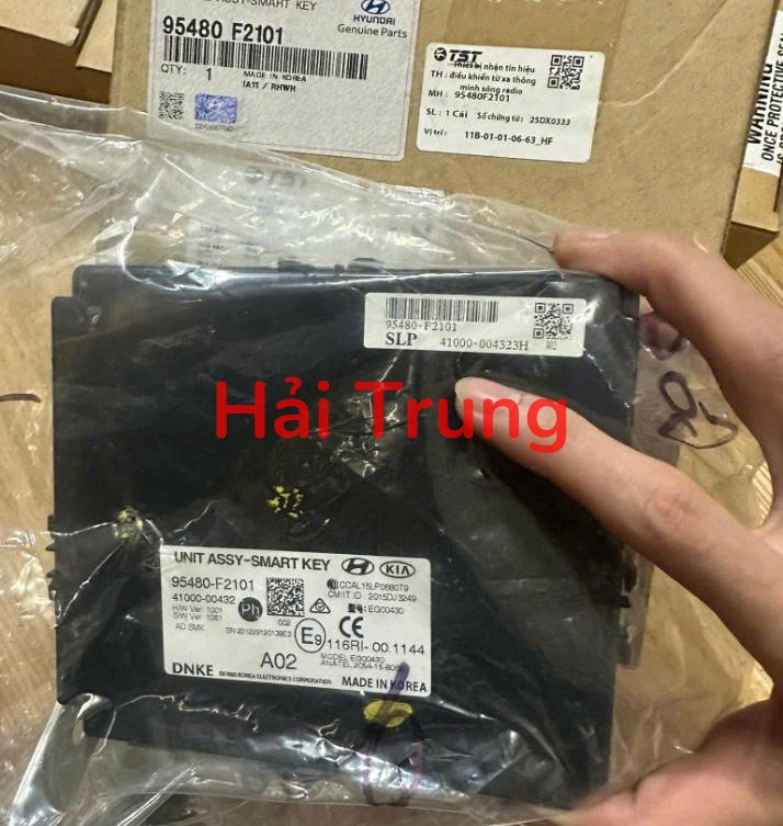 95480F2101 Hộp điều khiển chìa khóa thông minh Smart Key Hyundai Elantra 2017-2020