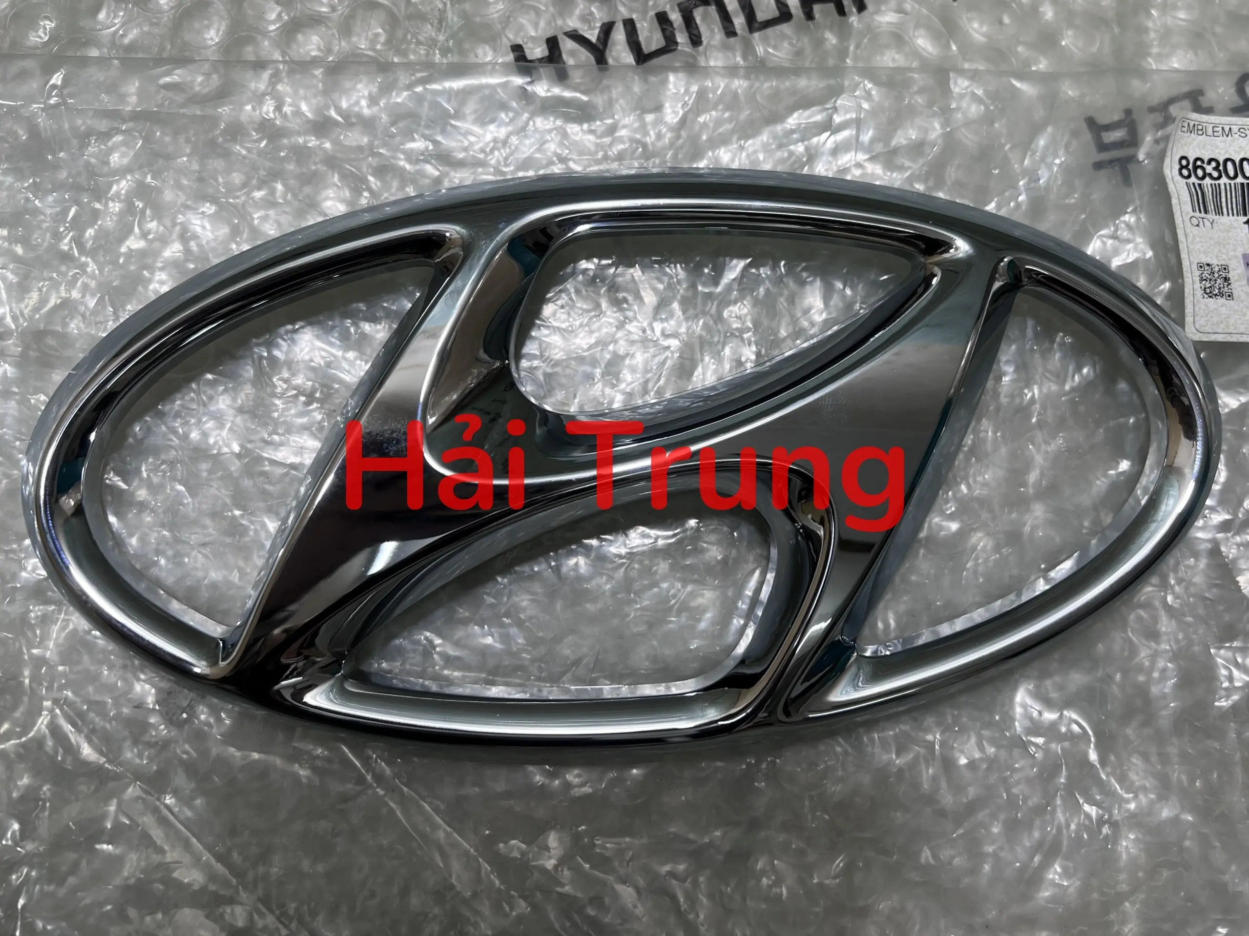 Logo ca lăng Hyundai Santafe chính hãng