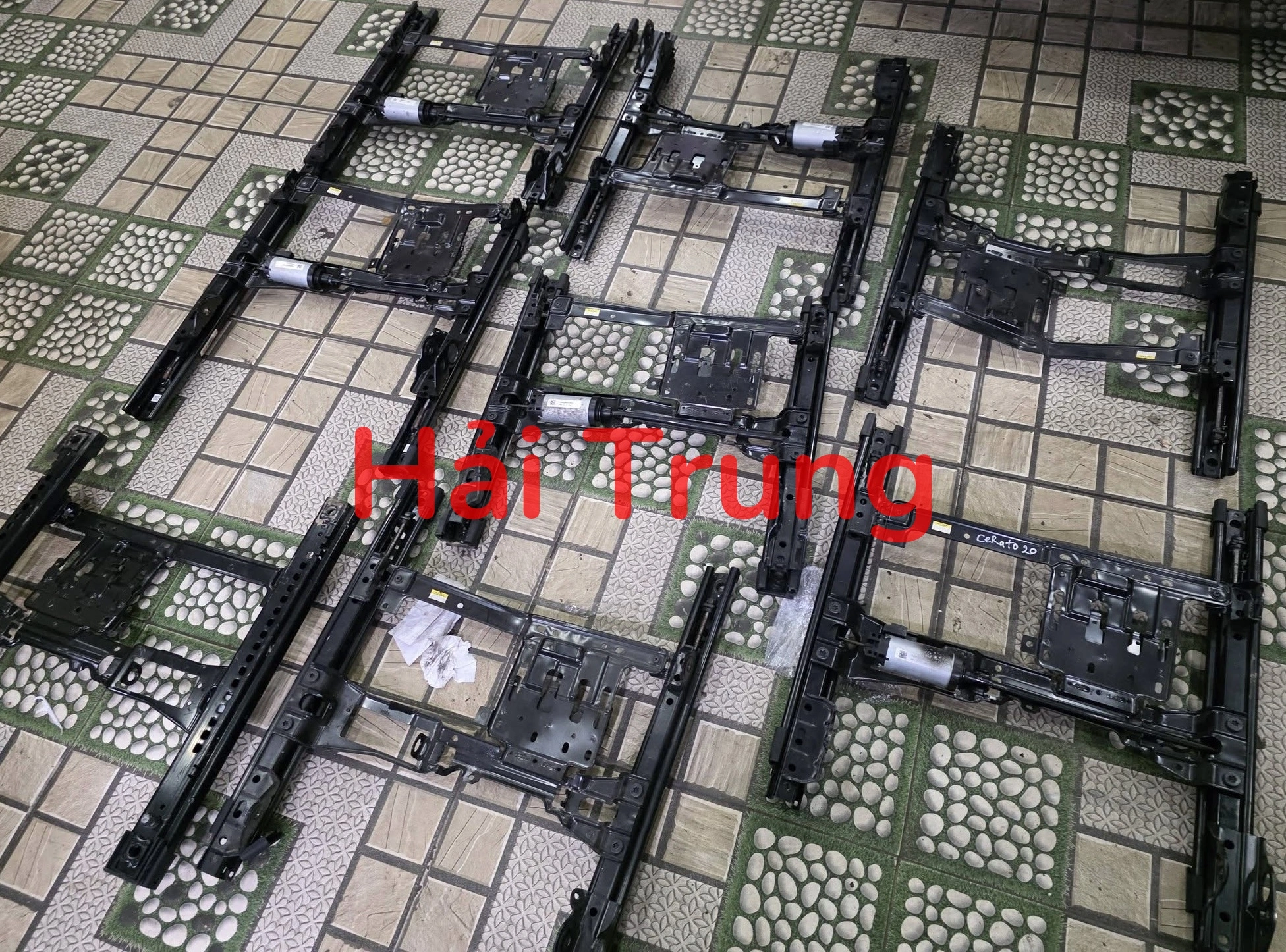 Ray cửa sổ trời Hyundai Kia Santafe, Tucson, Sorento, Sportage Tháo Xe