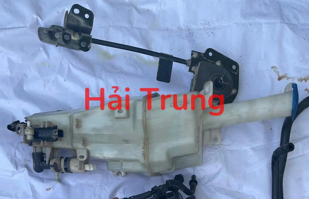 Bình nước rửa kính Kia Sedona 2019 2020 Tháo Xe