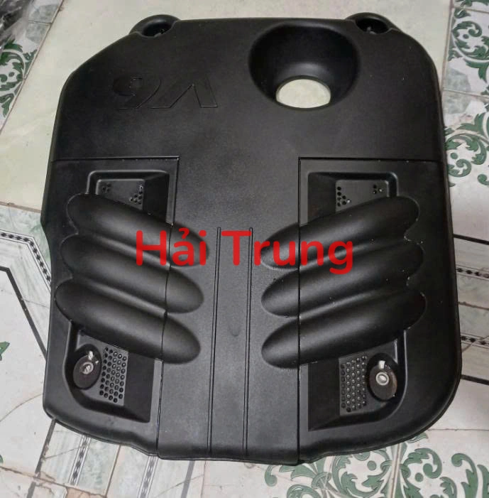 Nắp trang trí động cơ Hyundai SantaFe Veracruz 292403C701