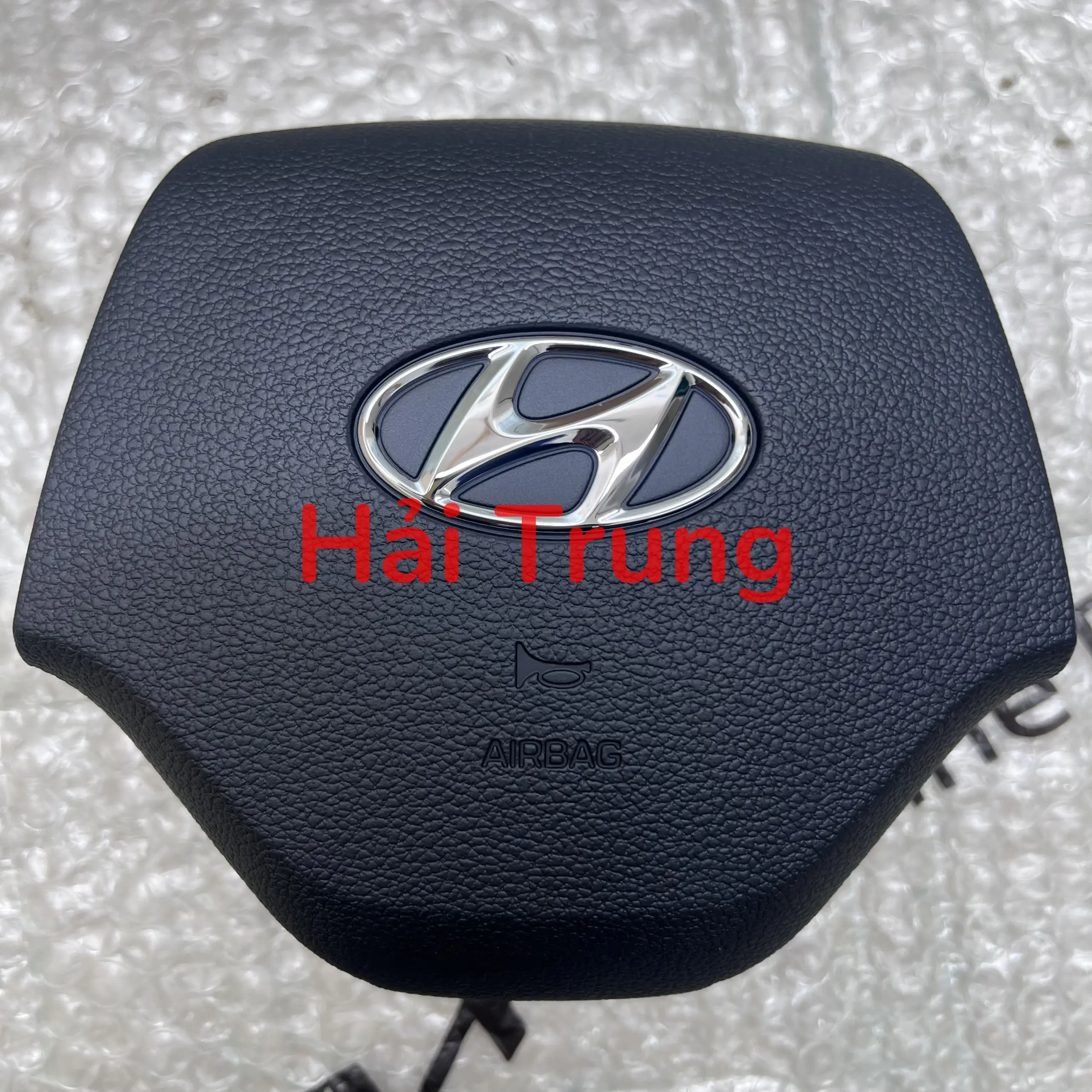 Túi khi vô lăng Hyundai Tucson.