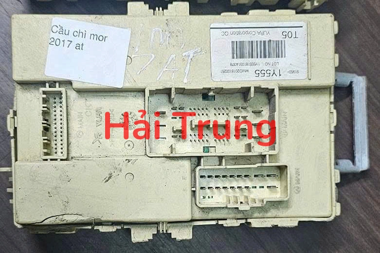 919501Y555 Hộp cầu trì trong xe Kia Morning 2017-2020