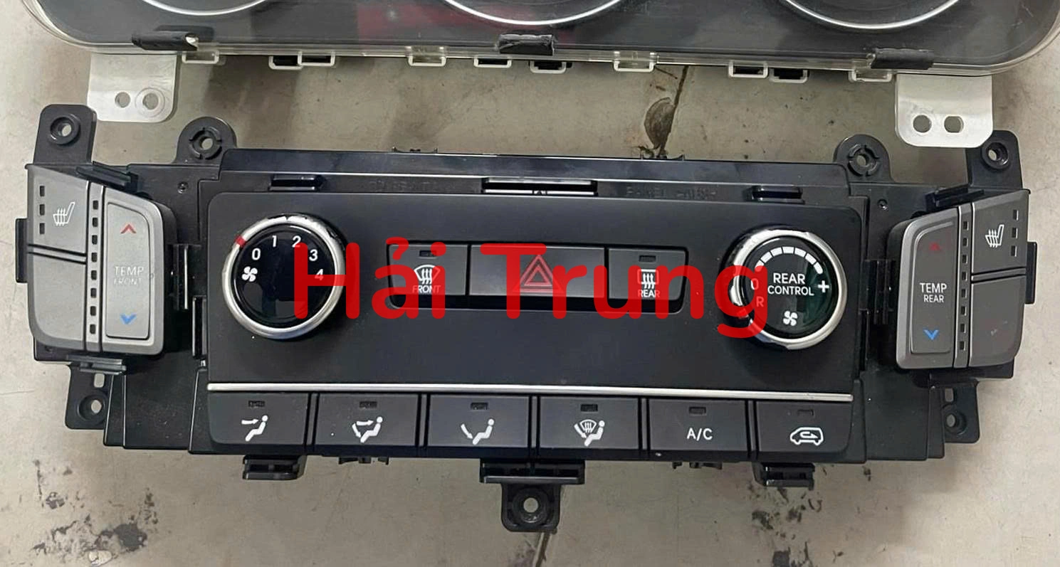 Tháo xe Bảng điều khiển điều hòa Hyundai Grand Starex