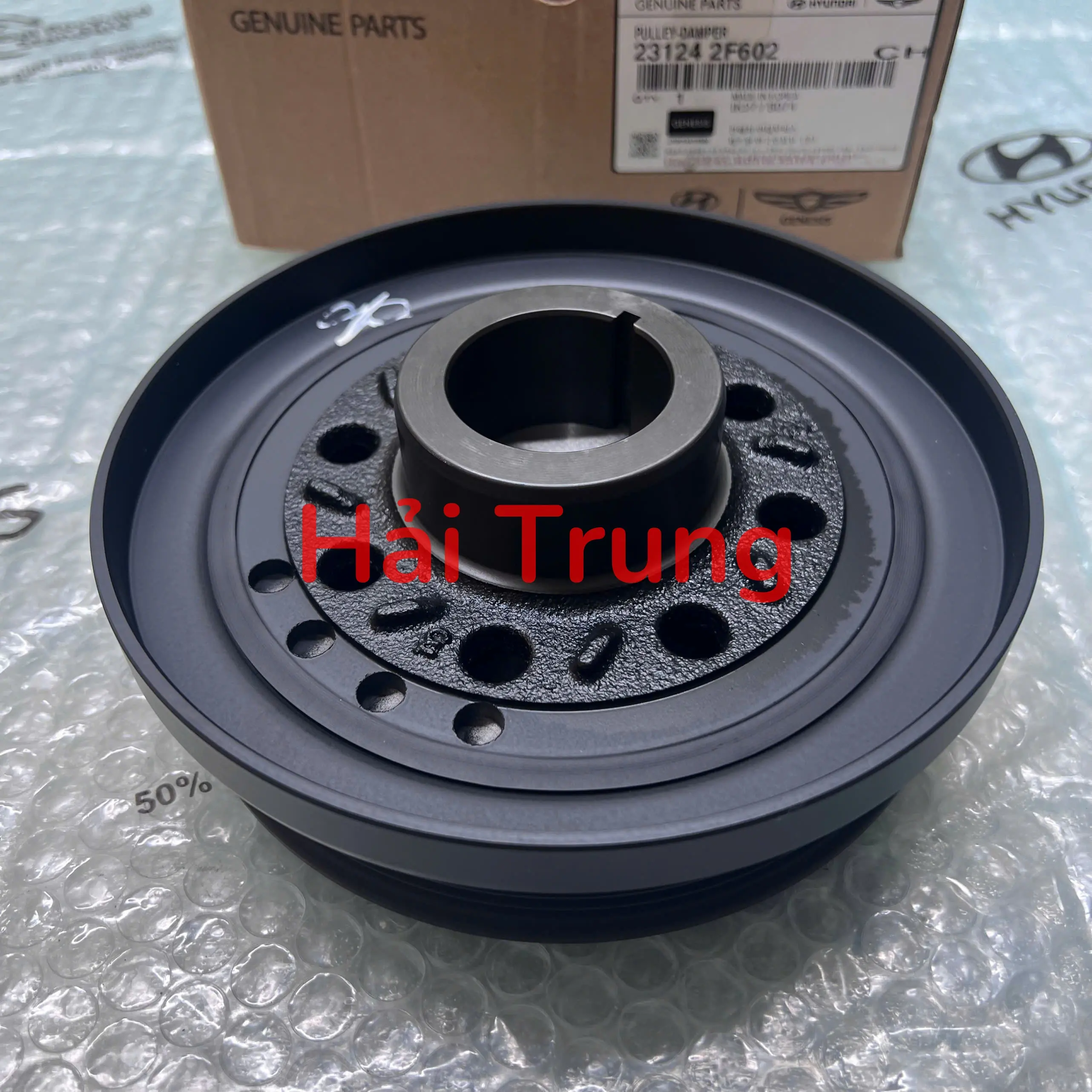 Puly trục cơ Hyundai Santafe 2013-2018 chính hãng 231242F602 
