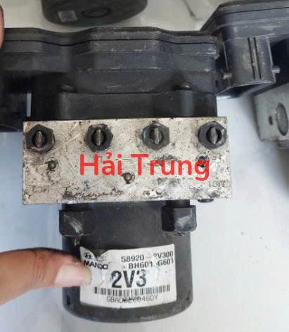 Cụm bơm ABS Hyundai Santafe 2006-2009 Tháo xe 589102V300