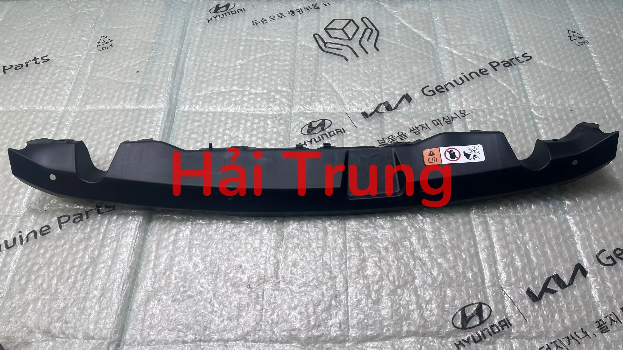 Ốp chia khóa capo Kia Morning