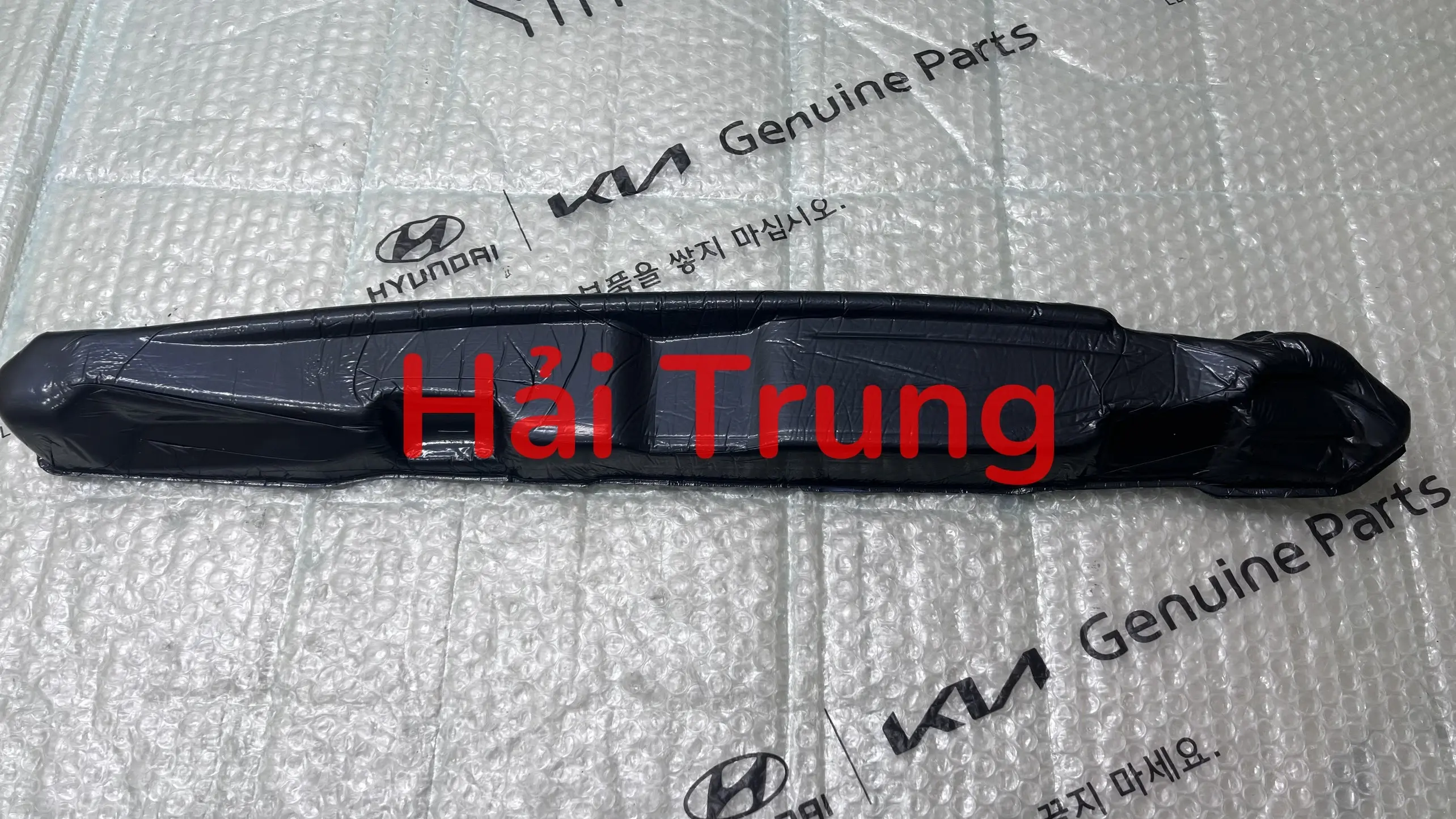 Xốp cách âm tai xe Kia Sorento 2014-2018 LH chính hãng 84116D4000.