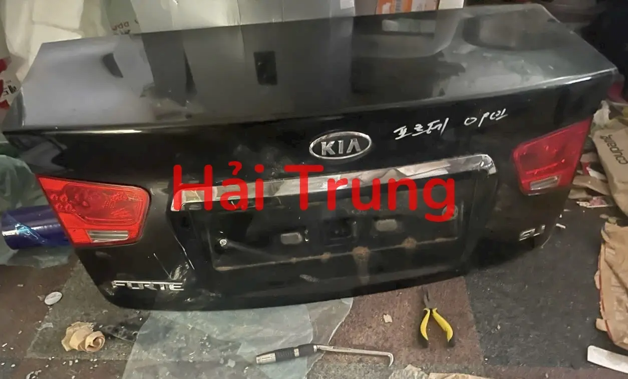 Cốp hậu Kia Forte 2009-2013 Tháo xe Zin keo chỉ